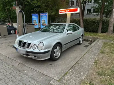Gebraucht Mercedes CLK200 136 PS (100 kW) 2000 Silber Coupé
