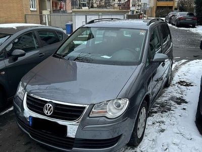 Grau Gebraucht 2006 VW Touran Highline Van / Kleinbus | 3.600 € (Teuer)
