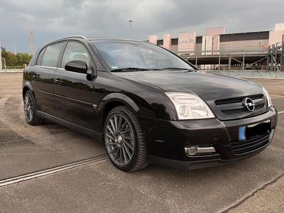 Gebraucht Opel Signum 150 PS (110 kW) 2004 Schwarz Kleinwagen