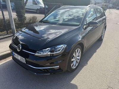Gebraucht VW Golf VIII Highline 150 PS (110 kW) 2021 Schwarz Kombi