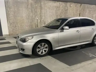 Gebraucht BMW 530 231 PS (169 kW) 2004 Grau Limousine