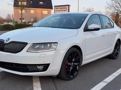 Gebraucht Skoda Octavia 150 PS (110 kW) 2016 Weiß Kleinwagen