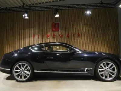 Begagnad Bentley Continental GT 635 HK (467 kW) 2018 Svart Sportkupé