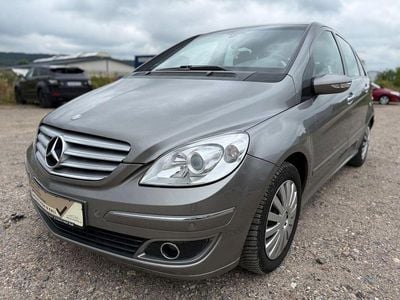 Mercedes B200