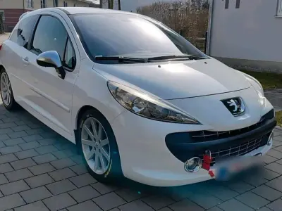 Gebraucht Peugeot 207 RC 180 PS (132 kW) 2008 Weiß Kleinwagen
