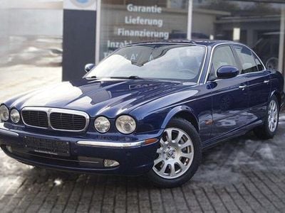 Blau Gebraucht 2003 Jaguar XJR Limousine | 11.990 €