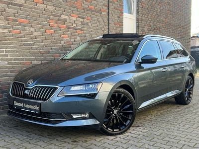 Gebraucht Skoda Superb Premium Edition 190 PS (139 kW) 2019 Grau Kombi