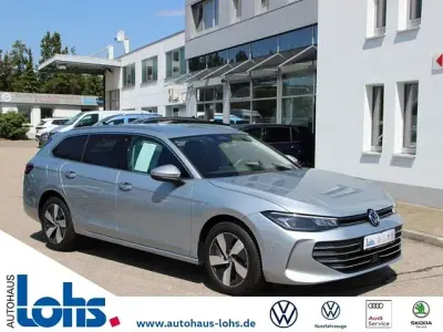 Gebraucht VW Passat Business 150 PS (110 kW) 2025 Oyester silver metallic (metallic) Kombi