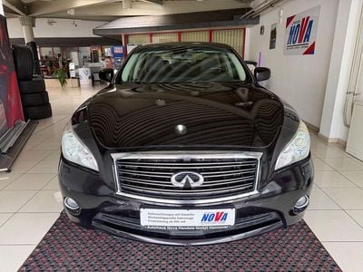 Gebraucht Infiniti M30 238 PS (175 kW) 2011 Schwarz Coupé