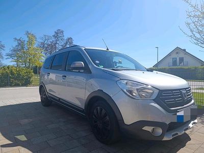 Usata Dacia Lodgy 130 CV (95 kW) 2019 Argento Monovolume