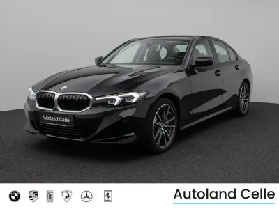 Gebraucht BMW 330 Sport Line 286 PS (210 kW) 2022 Saphirschwarz metallic475schwarz Limousine