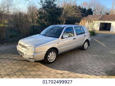Gebraucht VW Golf III 75 PS (55 kW) 1995 Silber Limousine