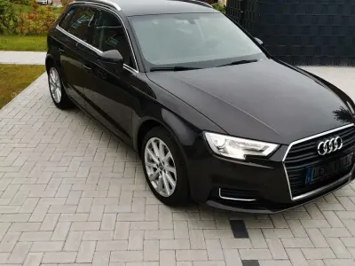 Gebraucht Audi A3 150 PS (110 kW) 2017 Braun Limousine