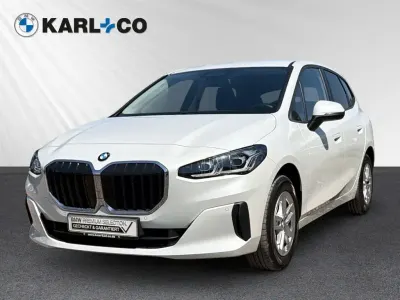 Gebraucht BMW 218 Active Tourer Luxury Line 150 PS (110 kW) 2022 Weiss Van / Kleinbus
