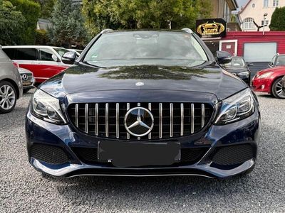 Usata Mercedes C250 AMG line 204 CV (150 kW) 2016 Blu Berlina