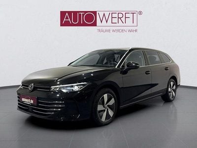 Gebraucht VW Passat IQ Drive 150 PS (110 kW) 2025 Schwarz Kombi