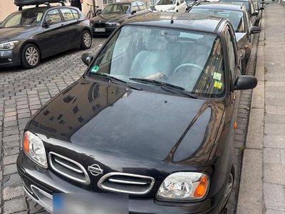 Usata Nissan Micra 60 CV (44 kW) 2001 Nero Utilitaria