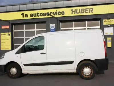 Gebraucht Peugeot Expert 136 PS (100 kW) 2009 Weiß Van