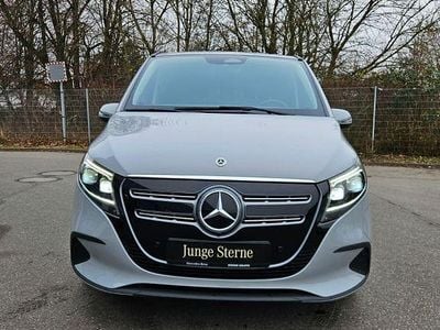 Alpingrau Gebraucht 2024 Mercedes EQV300 Van / Kleinbus | 50.850 € (Fairer Preis)