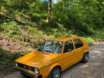 Brugt VW Golf I 70 HK (51 kW) 1975 Gul Hatchback