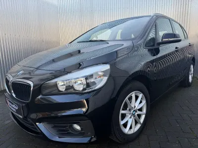 Gebraucht BMW 216 Active Tourer Sport Line 116 PS (85 kW) 2016 Schwarz Van / Kleinbus