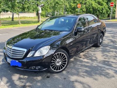 Mercedes E220