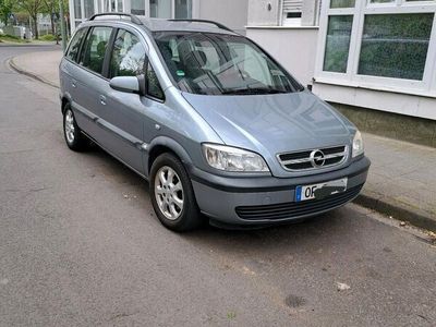 gebraucht Opel Zafira 