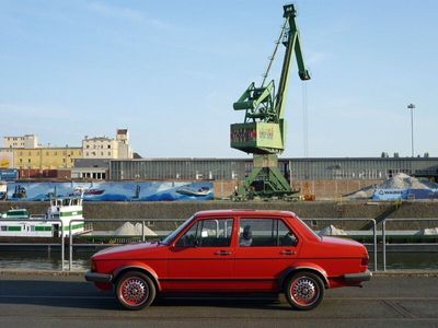 gebraucht VW Jetta 1 L EZ 1981 ungeschweißt Erstlack Nummer im Dom