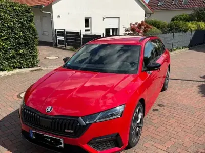 Gebraucht Skoda Octavia RS 245 PS (180 kW) 2024 Rot Kombi