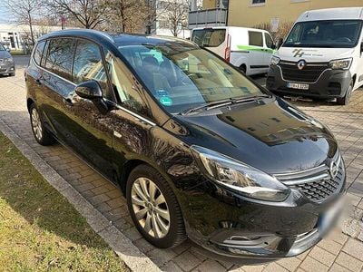 Gebraucht Opel Zafira Tourer Innovation 140 PS (102 kW) 2017 Schwarz Van / Kleinbus