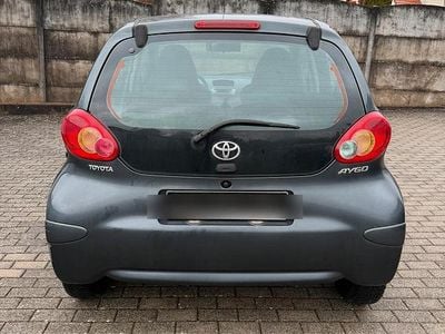 Gebraucht Toyota Aygo 68 PS (50 kW) 2009 Grau Kleinwagen