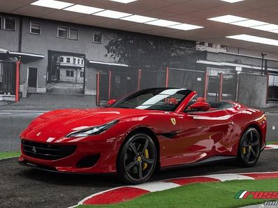 Gebraucht Ferrari Portofino 601 PS (442 kW) 2020 Rot Cabrio