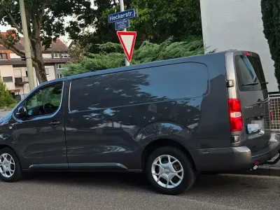 Gebraucht Citroën Jumpy 241 PS (177 kW) 2024 Grau Van / Kleinbus