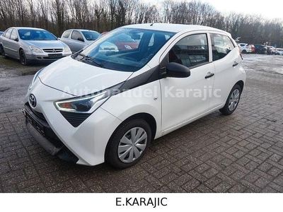Second-hand Toyota Aygo 72 CP (52 kW) 2019 Alb Hatchback