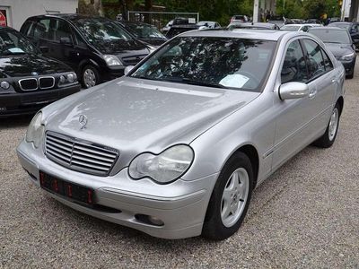 Gebraucht Mercedes C200 163 PS (119 kW) 2003 Silber Limousine