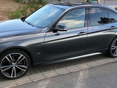 BMW 330e