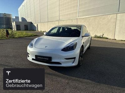 Weiß Gebraucht 2021 Tesla Model 3 RWD Limousine | 25.500 € (Guter Preis)