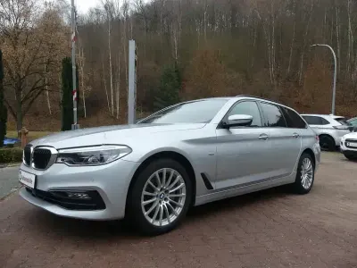 Gebraucht BMW 520 Sport Line 190 PS (139 kW) 2018 Silber Kombi