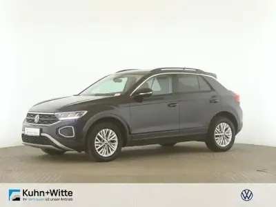 Gebraucht VW T-Roc Life 150 PS (110 kW) 2022 Deep black perleffekt SUV