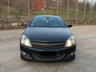 Brugt Opel Astra GTC OPC 150 HK (110 kW) 2007 Sort Coupe