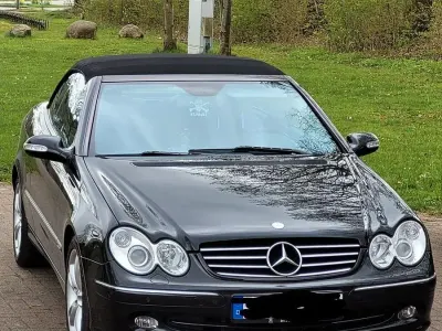 Gebraucht Mercedes CLK320 Avantgarde 218 PS (160 kW) 2003 Schwarz Cabrio