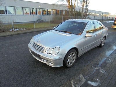 Silber Gebraucht 2004 Mercedes C180 Elegance Limousine | 2.450 € (Fairer Preis)