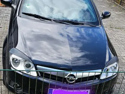 Gebraucht Opel Tigra Edition 125 PS (91 kW) 2005 Schwarz Cabrio