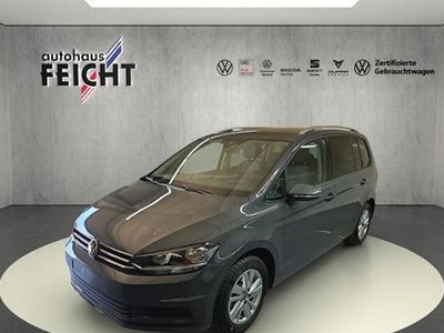 Grau Gebraucht 2024 VW Touran Comfortline Van / Kleinbus | 32.390 € (Fairer Preis)