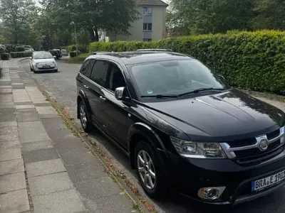 Usado Fiat Freemont 170 CV (125 kW) 2012 Negro SUV