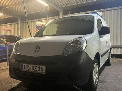 Weiß Gebraucht 2008 Renault Kangoo Van | 2.399 € (Guter Preis)