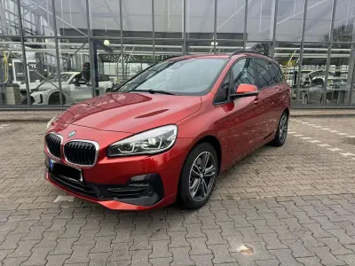 Gebraucht BMW 218 Sport Line 150 PS (110 kW) 2019 Orange Kombi