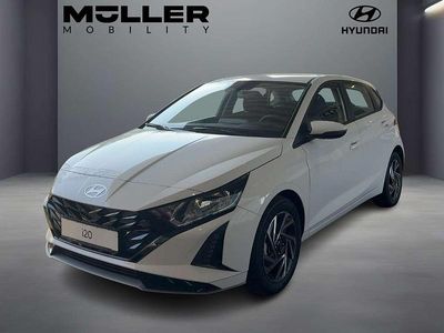 Gebraucht Hyundai i20 Trend 101 PS (74 kW) 2024 Weiß Limousine