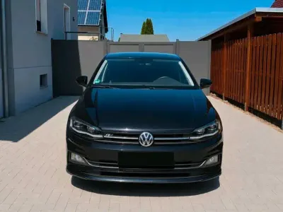 Gebraucht VW Polo Comfortline 116 PS (85 kW) 2019 Schwarz Kleinwagen