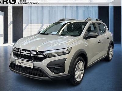 Gebraucht Dacia Sandero Essentiel 101 PS (74 kW) 2024 Grau Limousine